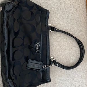 Great condition. Handbag used only a couple times